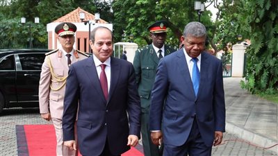  السيسي ونظيره الأنجولي يتبادلان الدعوة للمشاركة في احتفالات أنجولا بالذكرى الخمسين لاستقلالها وزيارة مصر