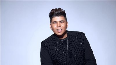 تفاصيل حفلات عمر كمال 