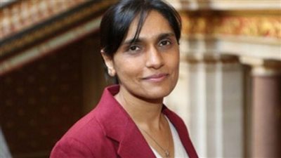 مسلمة من أصول باكستانية، معلومات عن عبدَة شريف السفيرة البريطانية الجديدة لدى اليمن