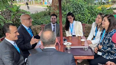 وزير الإسكان يعرض التجربة العمرانية المصرية على نائبة وزير الأراضي والتنمية الأرجنتينية