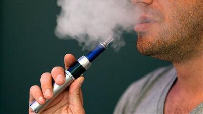 التدخين الإلكترونى، ضبط القائمين على ترويج عبوات سوائل تستخدم مخدرات مستحدثة فى المحافظات