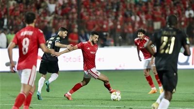 تعرف على معلق مباراة الأهلي والوداد المغربي