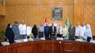 محافظ الإسماعيلية يستقبل حُجَّاج قُرعة الجمعيات الأهلية بالإسماعيلية