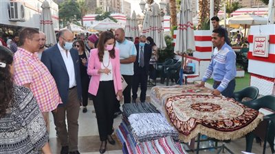 40 عارضا بمعرض منتجات الشباب بنادي الصيد للمشروعات الصغيرة