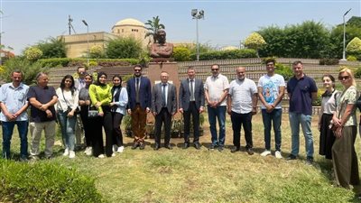 القاهرة تشارك العالم الاحتفال بذكرى الشاعر الروسي بوشكين (صور) 