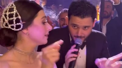 شاهد وصلة رقص لـ ماريتا الحلاني رفقة شقيقها الوليد في حفل زفافها 