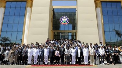 يمثلون 60 دولة مختلفة، أكاديمية الشرطة تستقبل الشباب المشاركين بمنحة ناصر للقيادة الدولية