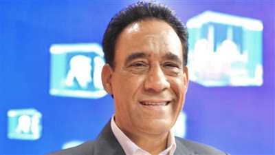 ماهر همام: الأهلي يحتاج لمهاجم أجنبي، ورحيل محمد شريف قرار خاطئ