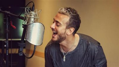 سعد لمجرد يروج لثاني أغنياته بعد خروجه من السجن (صور)