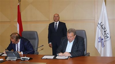 توقيع بروتوكول تعاون بين السكك الحديدية وكولواي للتصنيع المحلي للمكونات الداخلية