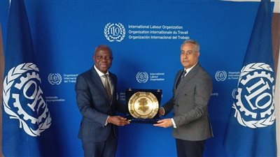 وزير العمل: الدولة تتبنى برنامجا إصلاحيا اقتصاديا يهدف إلى إقامة المشروعات العملاقة لخفض البطالة