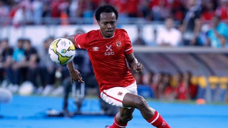 بيرسي تاو لاعب النادي