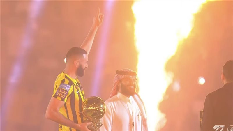 كريم بنزيما،فيتو