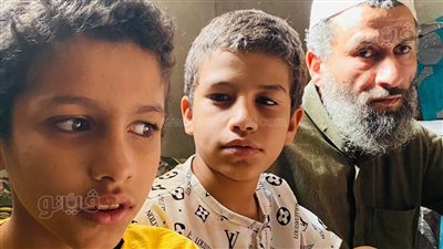 قصة كفاح وليد كفيف المنيا وأبنائه المكفوفين حصدوا الجوائز القرآنية والتعليمية والرياضية مؤكدًا لـ فيتو: هذا فضل الله (فيديو)