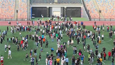 احتفال جماهير زد مع اللاعبين بالألعاب النارية والشماريخ (فيديو)