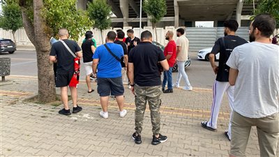 جماهير الأهلي تنتظر وصول الفريق قبل بداية مران اليوم بالمغرب (صور)