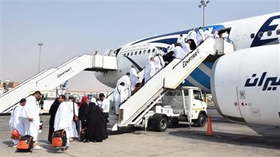 مصر للطيران تبدأ اليوم أولى رحلاتها الجوية لنقل حجاج بيت الله الحرام