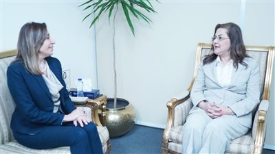 هالة السعيد: نستهدف توحيد الجهود لتطوير الحرف التراثية ودعم المرأة