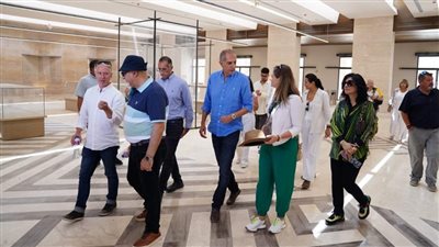 أوراسكوم بيراميدز للمشروعات تستضيف سفراء لإطلاعهم على تطورات مشروع منطقة الزيارة بالأهرامات 