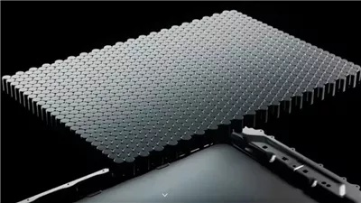 تسلا ترغب في إنتاج بطاريات قدرتها 1000 جيجاوات في الساعة 