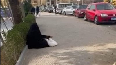 من قنا لبيروت حكايات المتسولة المليونيرة تثير العجب، ملايين وعقارات وحسابات مصرفية حصيلة تسول غوايش وفاطمة ووفاء 