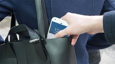 حبس عاطل بتهمة سرقة الهواتف المحمولة في حدائق القبة