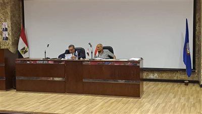 وكيل تعليم البحيرة يعقد اجتماعا مع رؤساء اللجان استعدادًا لماراثون الثانوية العامة (صور)