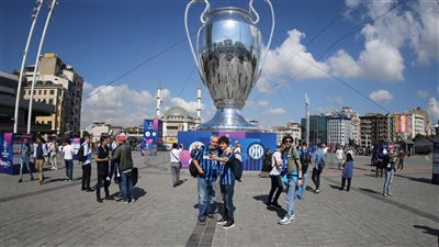 شاهد الأجواء أمام ملعب أتاتورك قبل موقعة مانشستر سيتي وإنتر ميلان (صور)