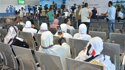 أول أفواج حج القرعة يغادر البلاد إلى الأراضى المقدسة (صور)