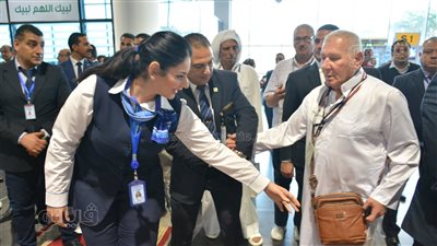 مصر للطيران تنظم 4 رحلات إلى المدينة المنورة لنقل حجاج قرعة التضامن 