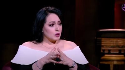 هند عاكف تعلق على تراجع ميار الببلاوي وتكذيبها وفاء مكي (فيديو)