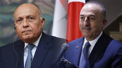 سامح شكري يجري اتصالًا هاتفيًا بوزير خارجية تركيا للتهنئة بتوليه المنصب