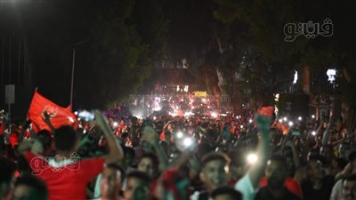 حشود من الأهلاوية أمام النادي بالجزيرة للاحتفال بدوري أبطال أفريقيا (فيديو صور)