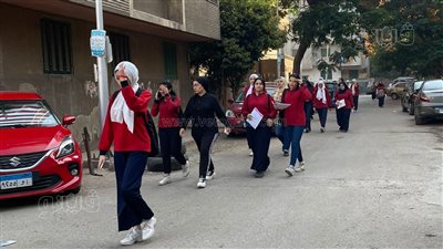  بدء توافد طلاب الثانوية العامة لأداء امتحاني التربية الدينية والوطنية 