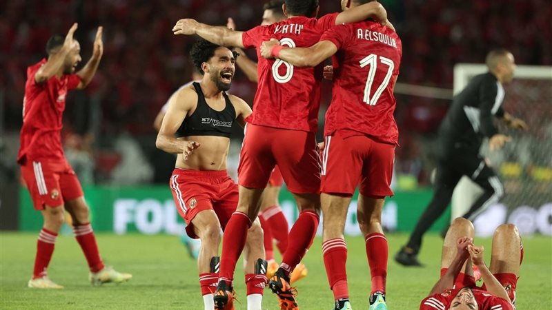 احتفال لاعبي الأهلي