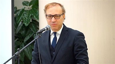 رئيس مؤسسة الإسلام في فرنسا: نبذل جهودا كبيرة لحماية الشباب من التطرف 