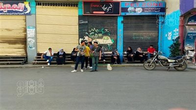 الشرطة تمنع أولياء الأمور من التواجد في محيط لجان الثانوية العامة بالشرقية