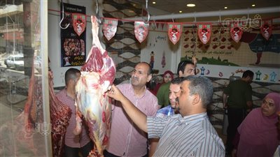 إغلاق مراكز وعيادات طبية والتحفظ على لحوم فاسدة في حملة ببني سويف