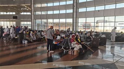 انطلاق أولى رحلات الحج البرى بميناء نويبع (صور)