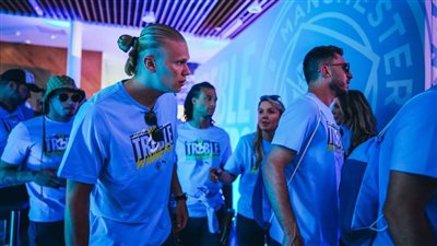 لاعبو مانشستر سيتي يواصلون الاحتفال بلقب دوري أبطال أوروبا (صور)