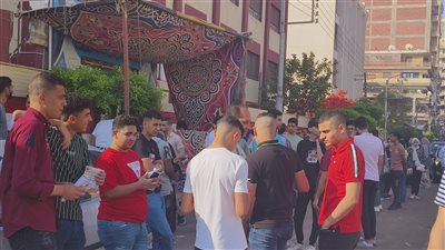 الأمطار تفاجئ طلاب الثانوية العامة أمام لجان الغربية (بث مباشر) 