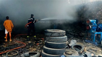 حريق في مفرمة كاوتش في القلج بالقليوبية (صور)