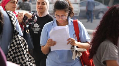  في ثاني أيام امتحانات الثانوية العامة، الطقس السيئ يتصدر المشهد، والتعليم تنفي تداول أسئلة الاقتصاد 