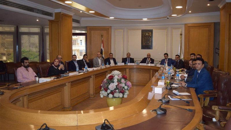 وفد شباب الأعمال