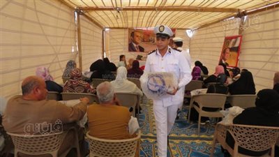 قافلتان إنسانية وطبية بمحافظتى جنوب سيناء والسويس (صور)