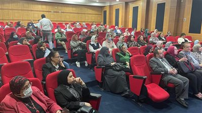 عمل الإسكندرية تنظم دورة تدريبية عن صناعة العطور