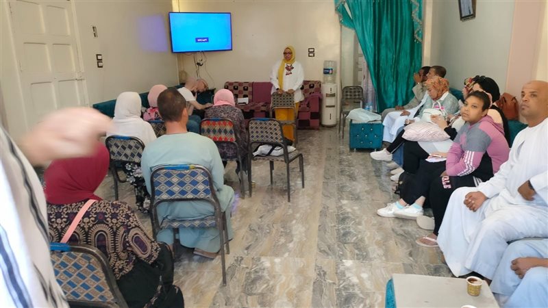 ندوة مركز إعلام قنا،فيتو