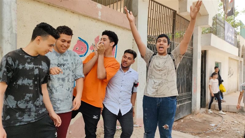 طلاب الثانويةالأزهرية،
