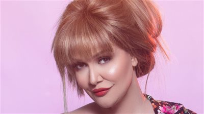 حسناء سيف الدين تستعين بعازف جيتار فرقة عمرو دياب في أغنيتها الجديدة 