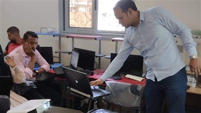 استمرار تنفيذ الدورة التدريبية التكنولوجية ضمن أنشطة أندية السكان بالبحيرة (صور)